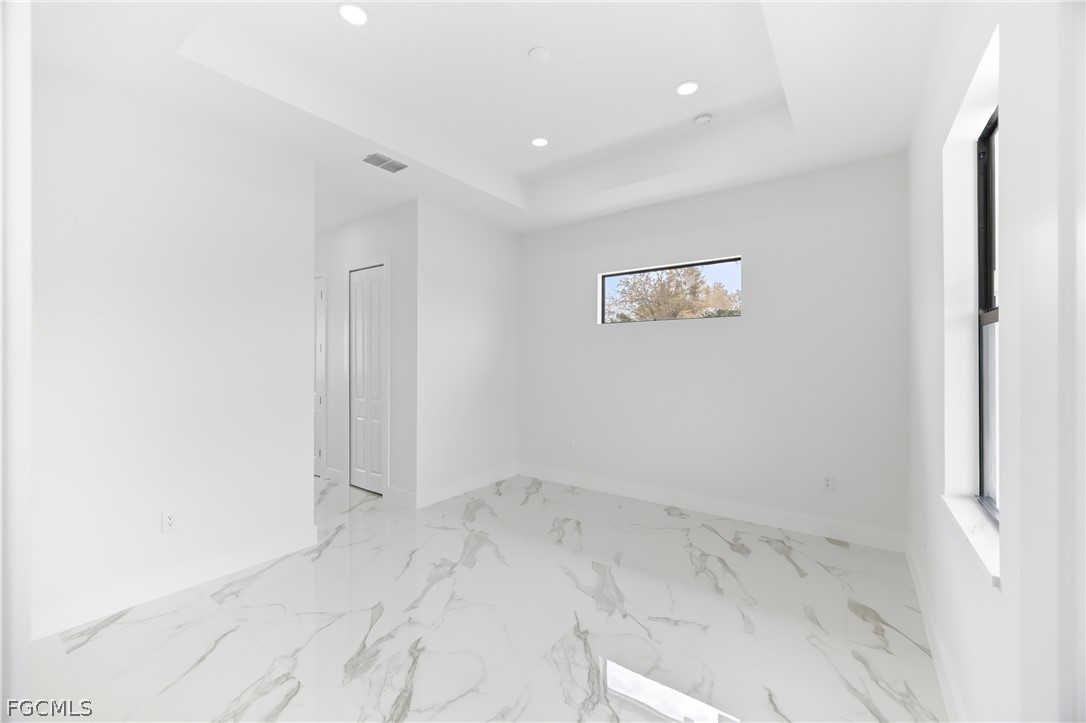 3 Bed SingleFamilyResidence for Sale in Lehigh Acres, photo 18