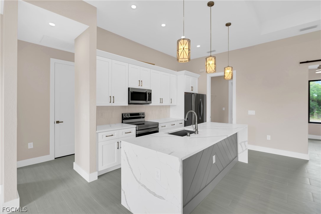 3 Bed SingleFamilyResidence for Sale in Port Labelle, photo 18