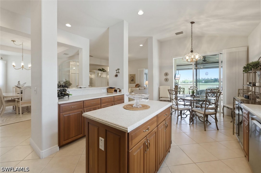 3 Bed Condominium for Sale in Juliana Village, photo 18
