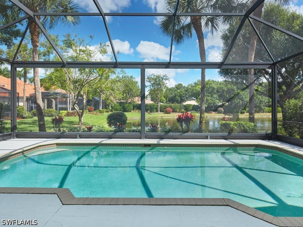 2 Bed Pool Home for Sale in Ventura, photo 18