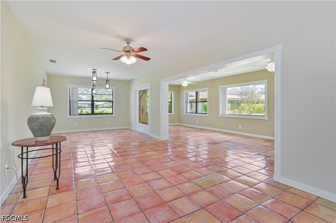 2 Bed Attached for Sale in Fort Myers, photo 18
