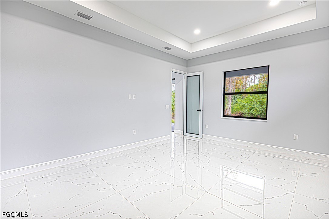 3 Bed SingleFamilyResidence for Sale in Lehigh Acres, photo 18