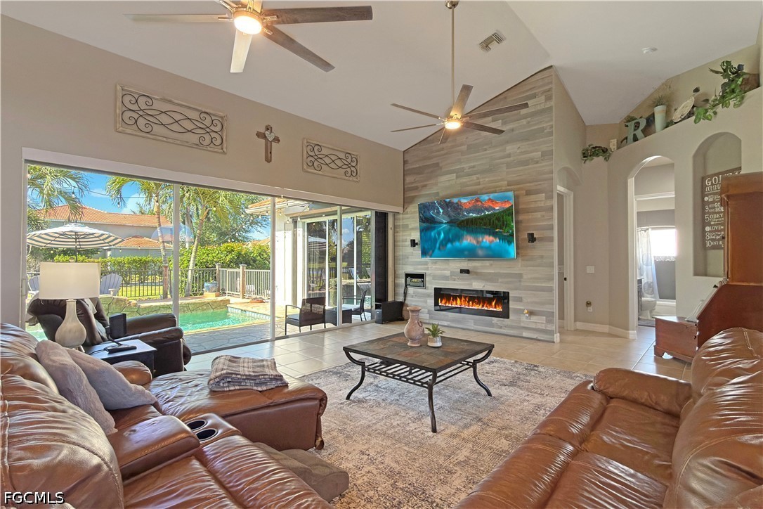 3 Bed Pool Home for Sale in Stonebridge South, photo 18