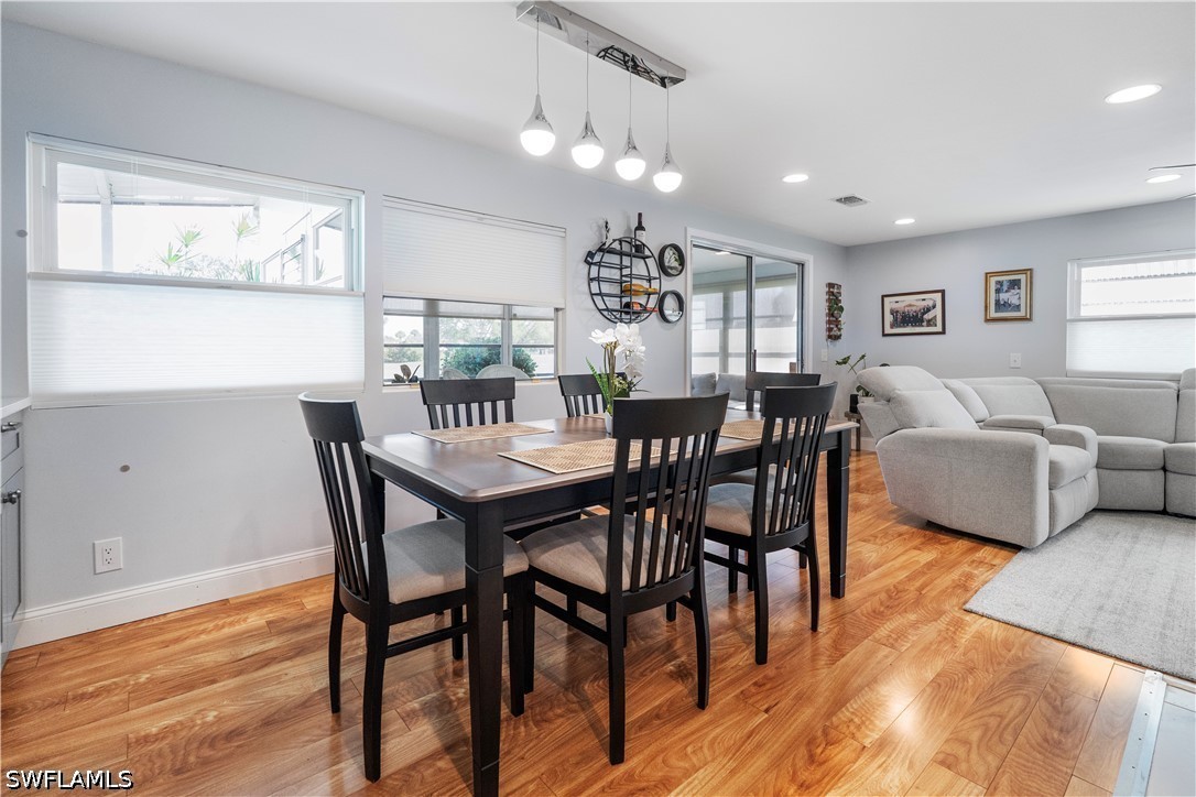 2 Bed ManufacturedHome for Sale in Naples, photo 18