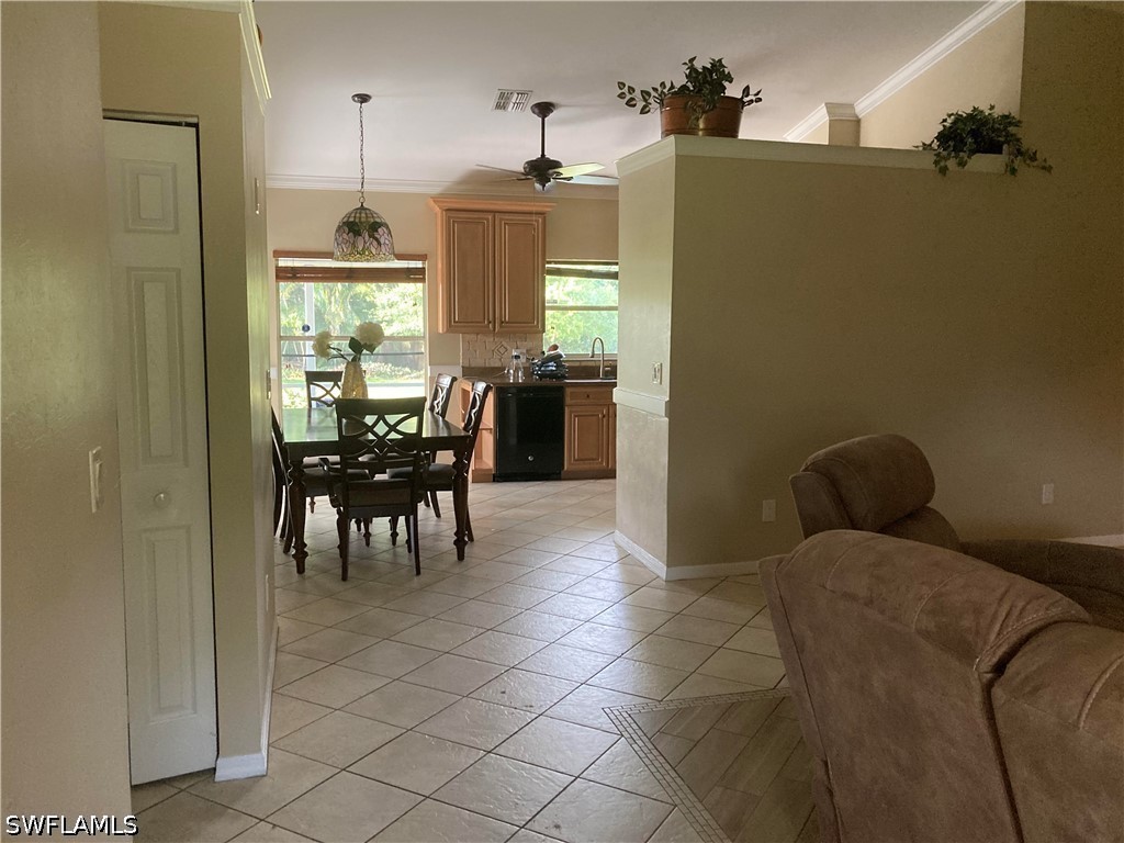 3 Bed SingleFamilyResidence for Sale in Naples, photo 18