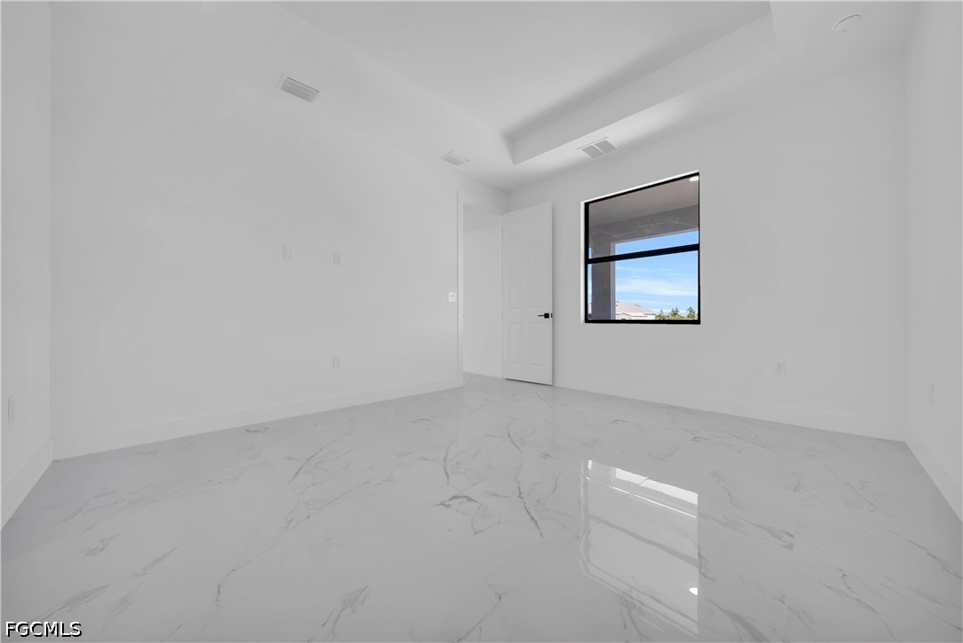 3 Bed SingleFamilyResidence for Sale in Lehigh Acres, photo 18