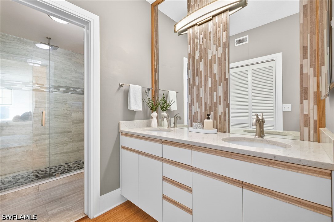 3 Bed Condominium for Sale in Barrington Club, photo 18