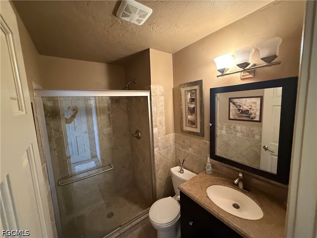 2 Bed Condominium for Sale in Provincetown, photo 18