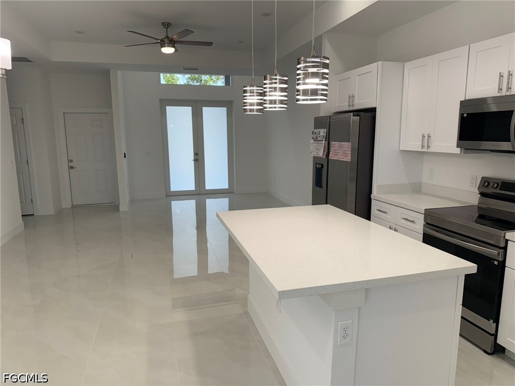 3 Bed SingleFamilyResidence for Sale in Lehigh Acres, photo 18