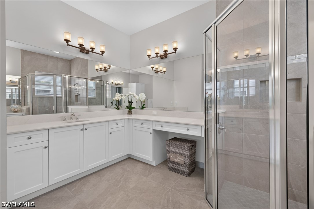 4 Bed Pool Home for Sale in Valencia Bonita, photo 18