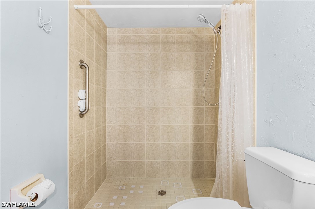 2 Bed Condominium for Sale in Augusta Woods, photo 18