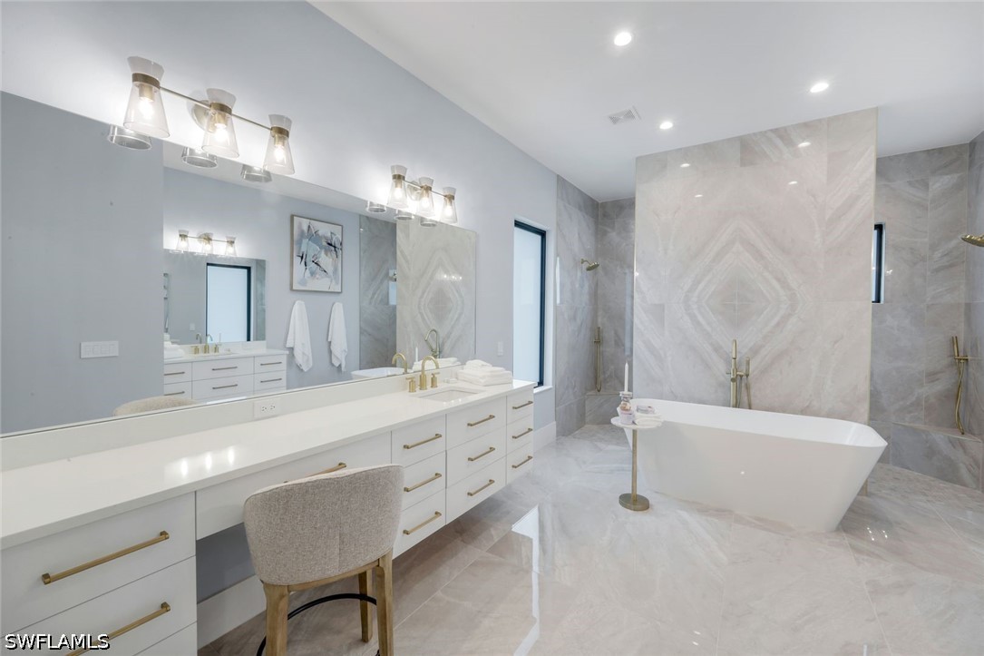4 Bed SingleFamilyResidence for Sale in Naples, photo 18