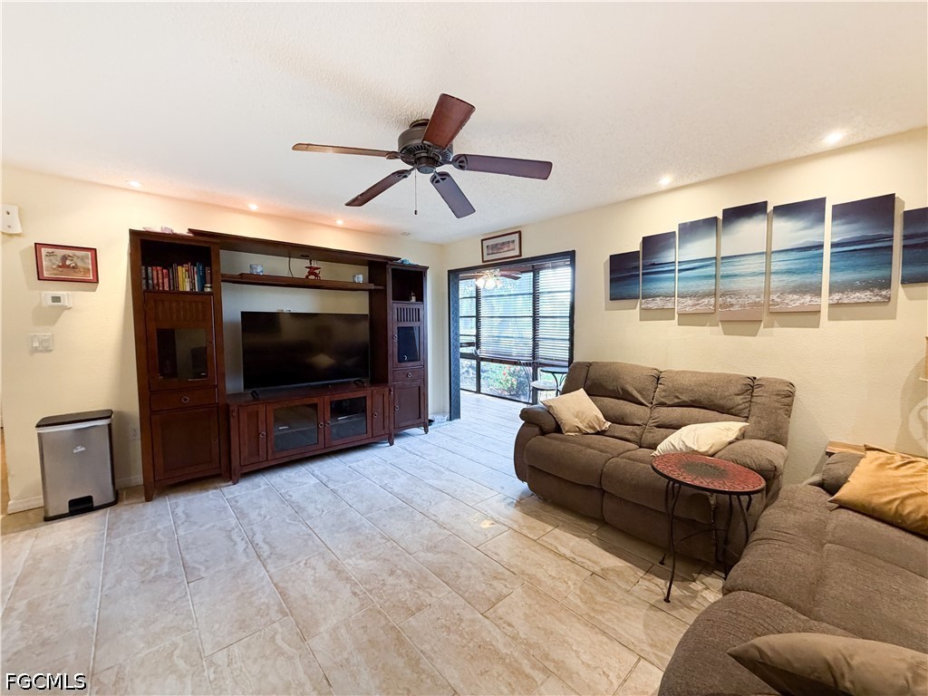 2 Bed Condominium for Sale in North Fort Myers, photo 18
