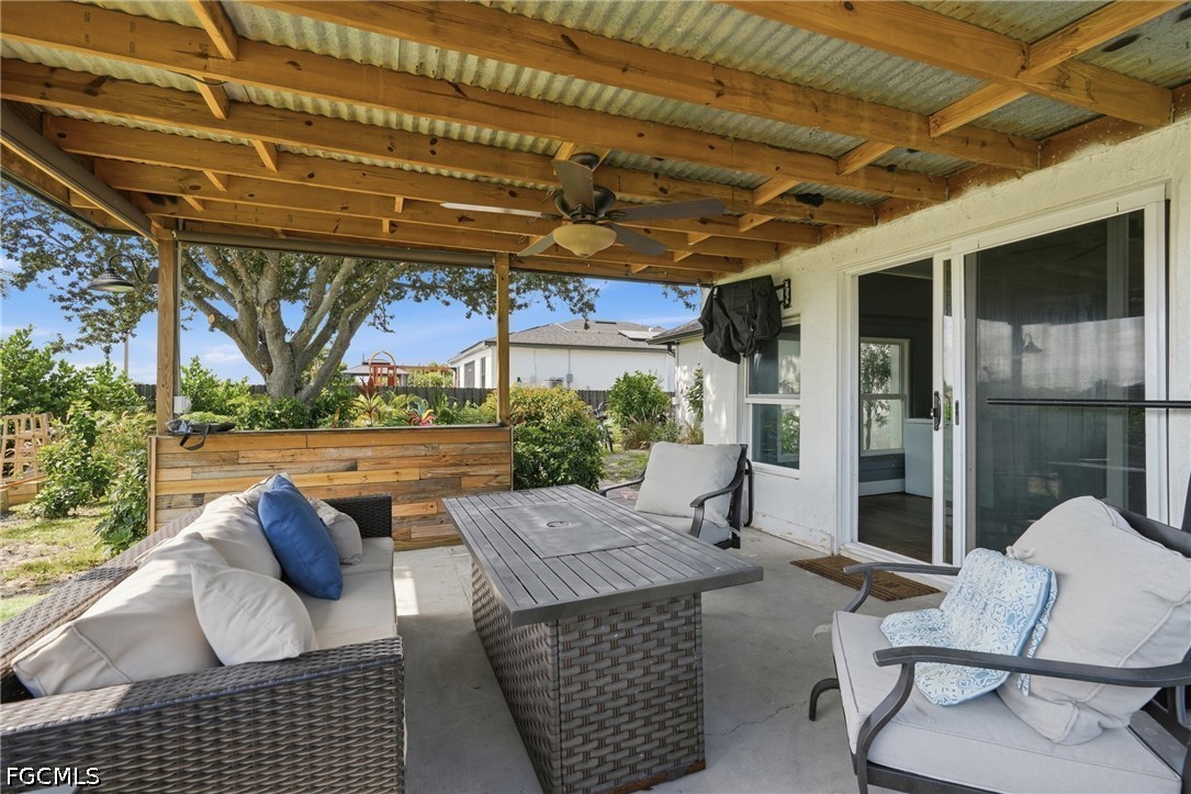 3 Bed Pool Home for Sale in Cape Coral, photo 18