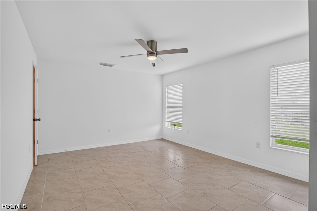 4 Bed SingleFamilyResidence for Sale in Crane Landing, photo 18