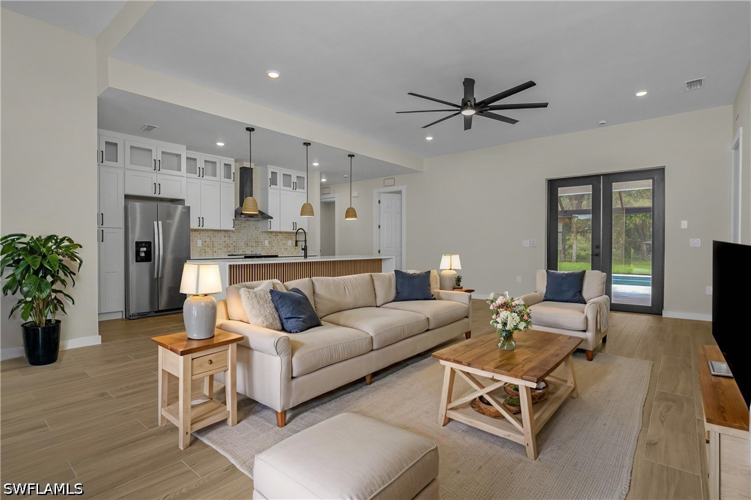 3 Bed Pool Home for Sale in Naples, photo 18