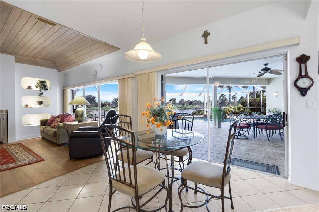 4 Bed Pool Home for Sale in The Forest, photo 18