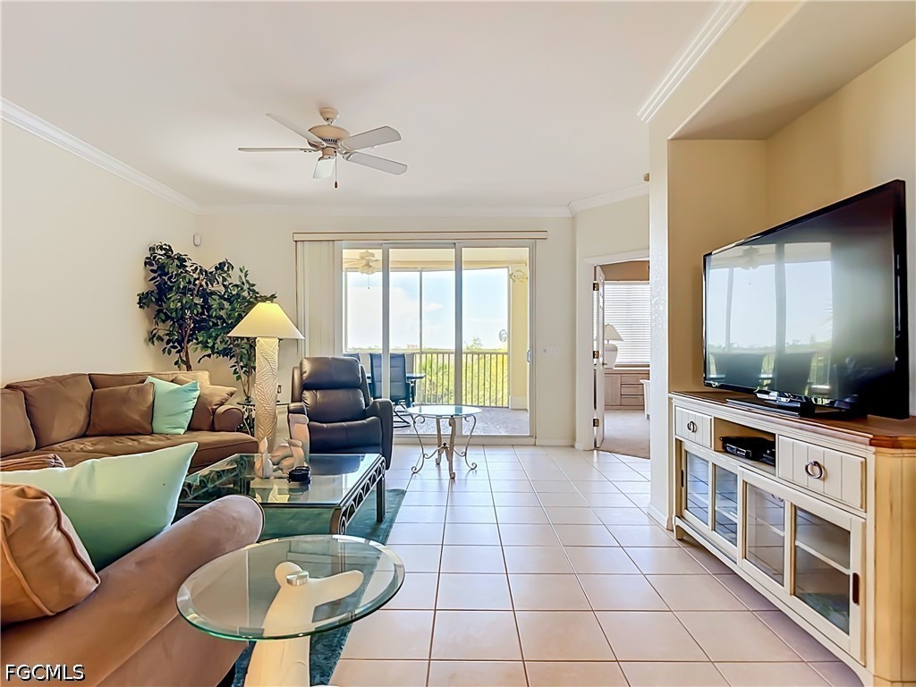 2 Bed Waterfront Home for Sale in Fort Myers, photo 18