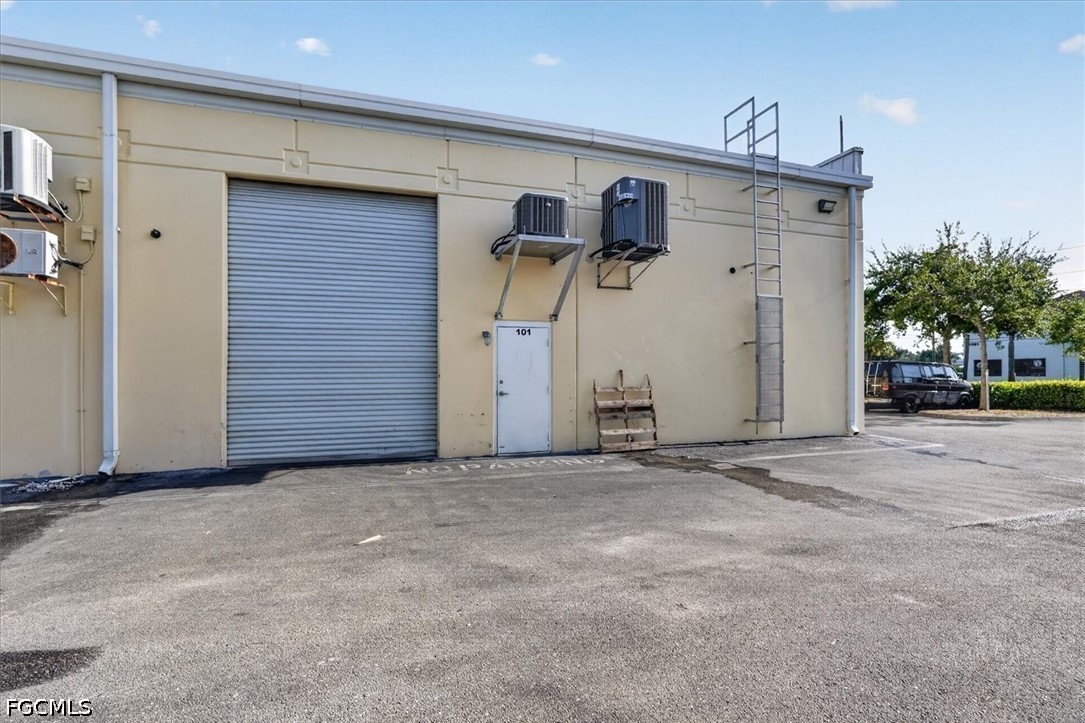 Office for Sale in Fort Myers, photo 18