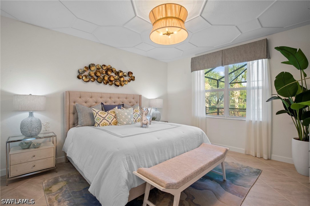 3 Bed Pool Home for Sale in Country Club, photo 18