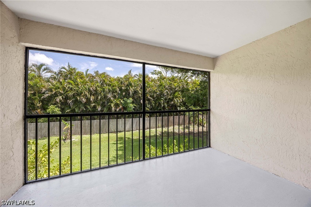 2 Bed Condominium for Sale in Naples, photo 18