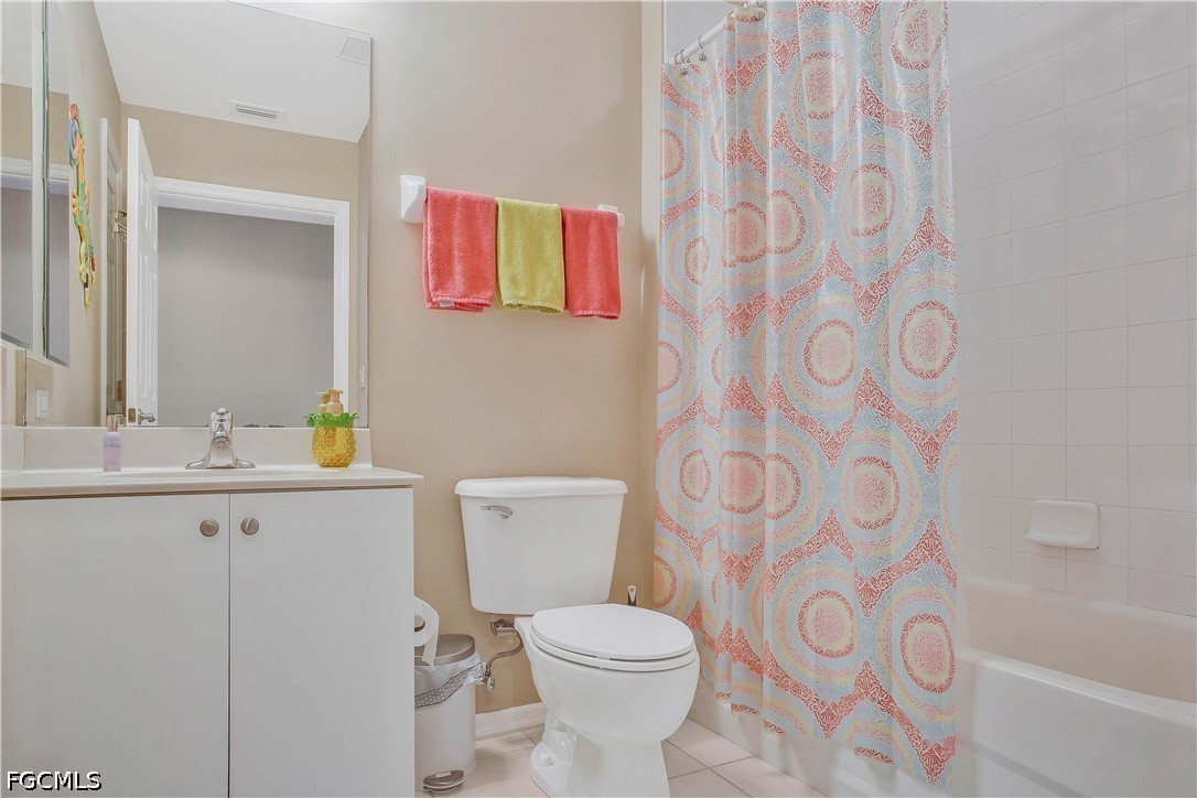 3 Bed Condominium for Sale in Liron Place, photo 18