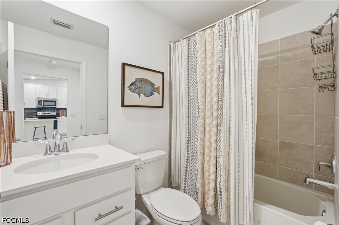 2 Bed Condominium for Sale in Punta Gorda, photo 18