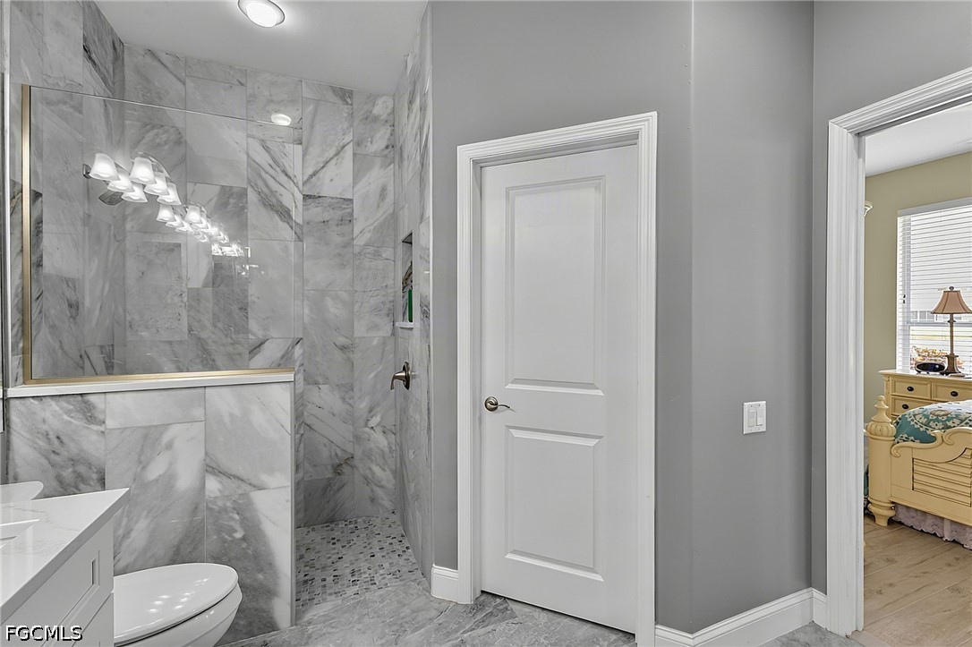 3 Bed Waterfront Home for Sale in Fort Myers, photo 18