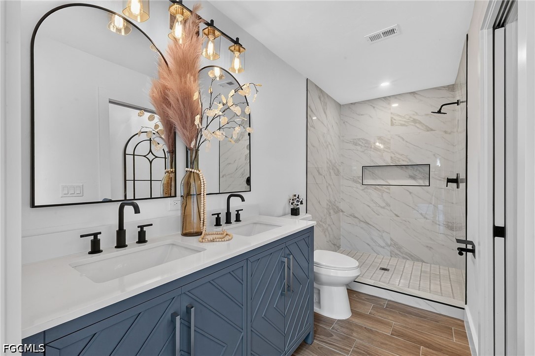 3 Bed Pool Home for Sale in San Carlos Park, photo 18