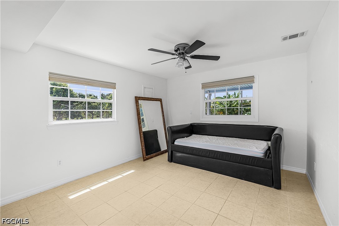3 Bed SingleFamilyResidence for Sale in Acreage, photo 18