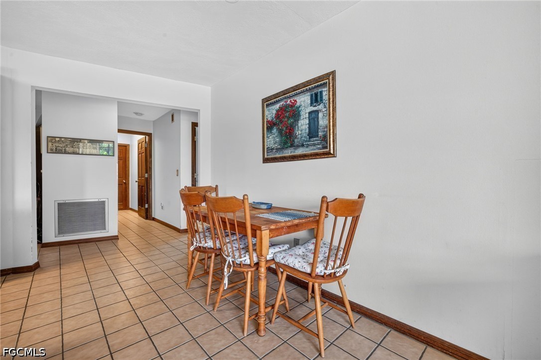 3 Bed Pool Home for Sale in Fort Myers, photo 18