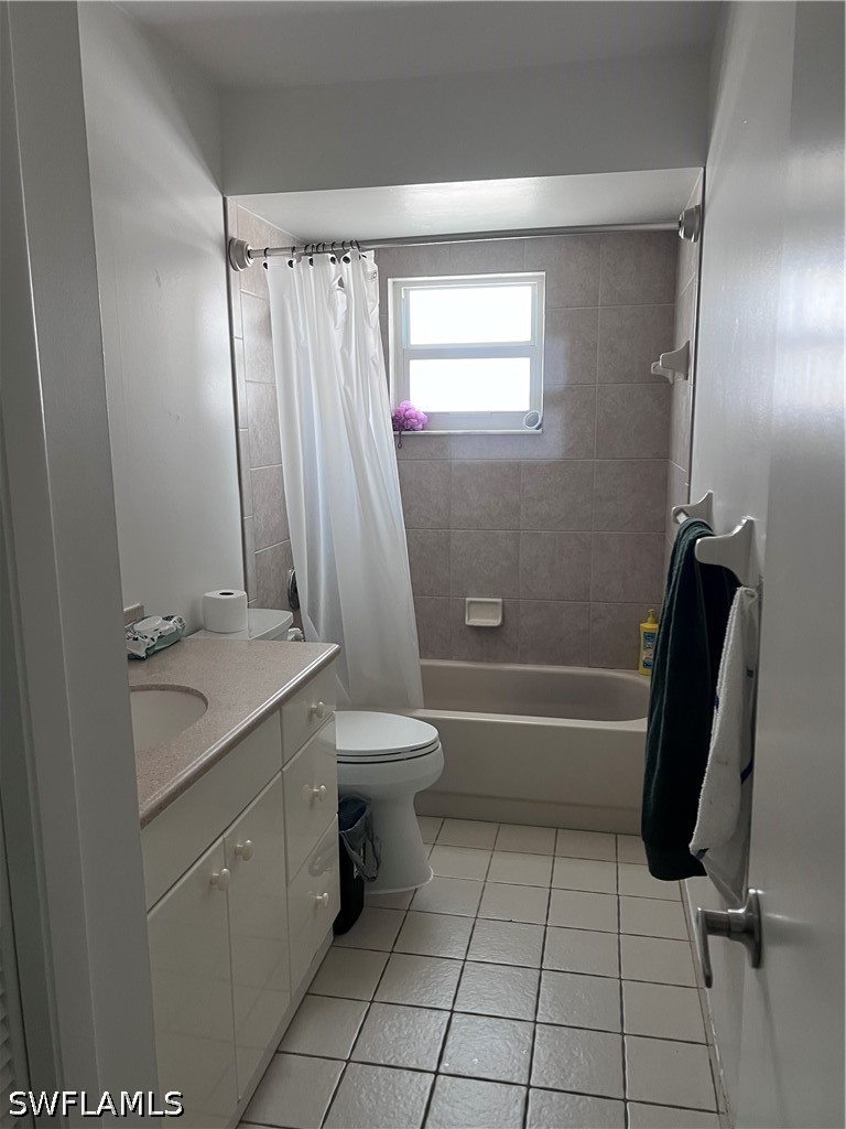 4 Bed Duplex for Sale in Naples Park, photo 18