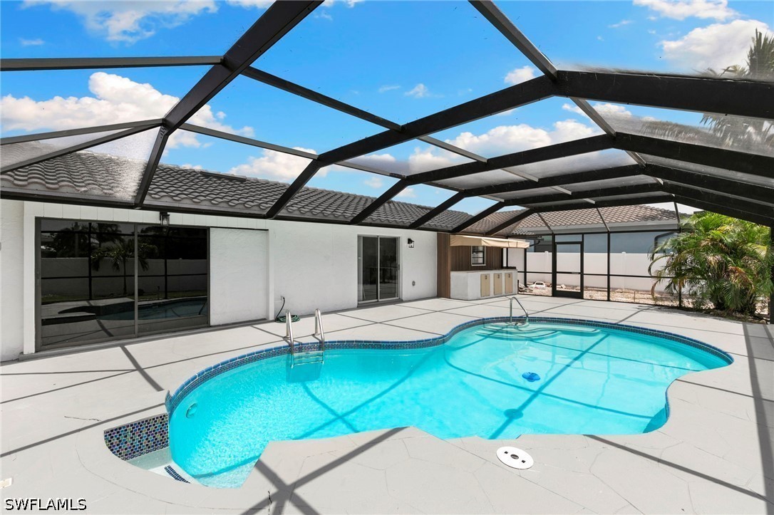 2 Bed Pool Home for Sale in Marco Island, photo 18