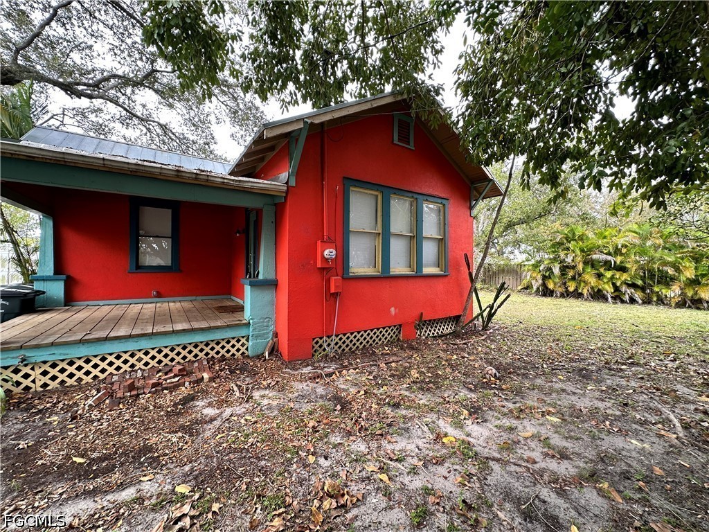 2 Bed SingleFamilyResidence for Sale in Fort Myers, photo 18