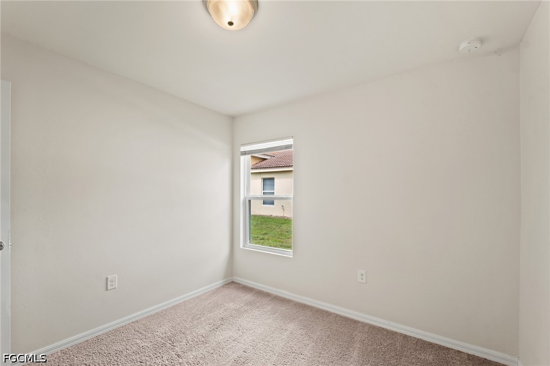 4 Bed Waterfront Home for Sale in Lehigh Acres, photo 18