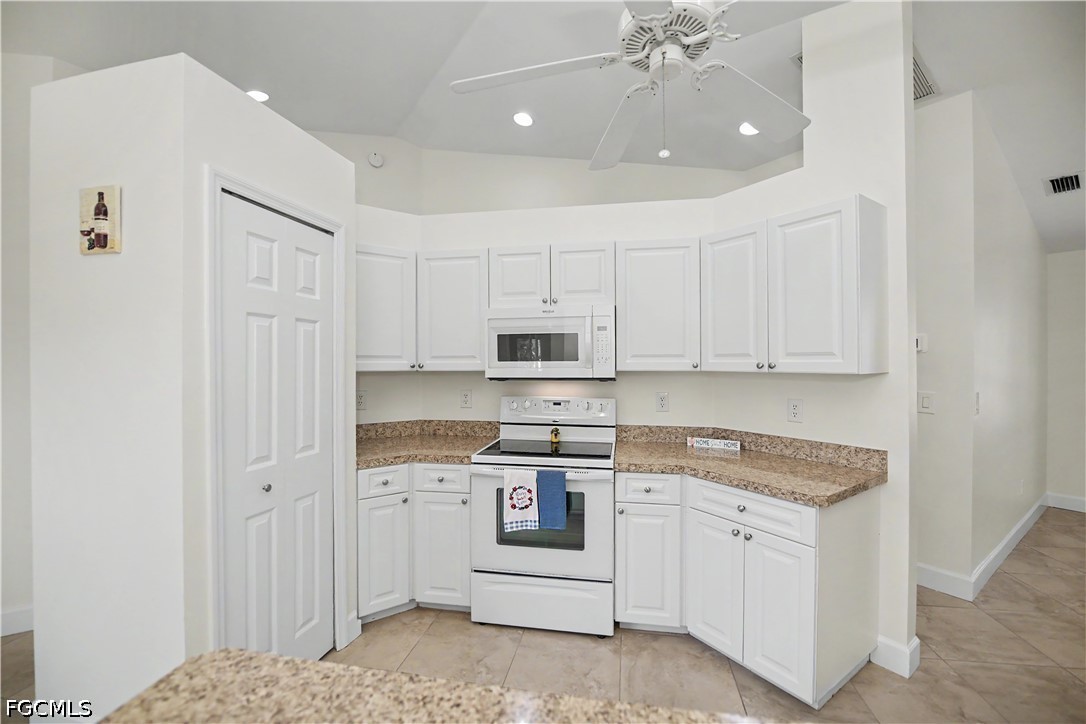 3 Bed SingleFamilyResidence for Sale in Cape Coral, photo 18