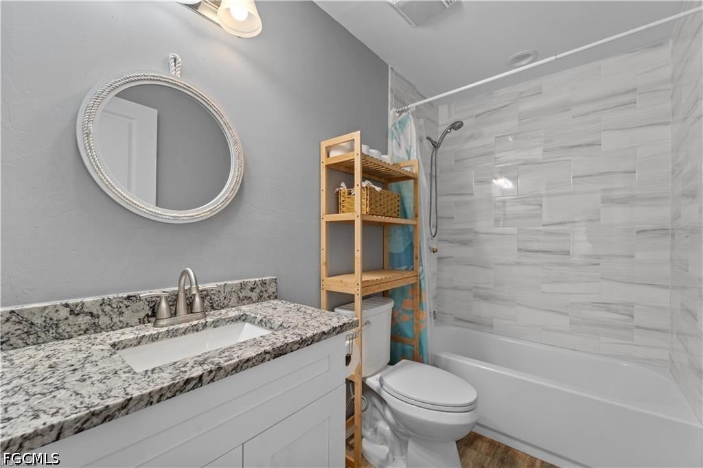 3 Bed SingleFamilyResidence for Sale in Punta Gorda, photo 18
