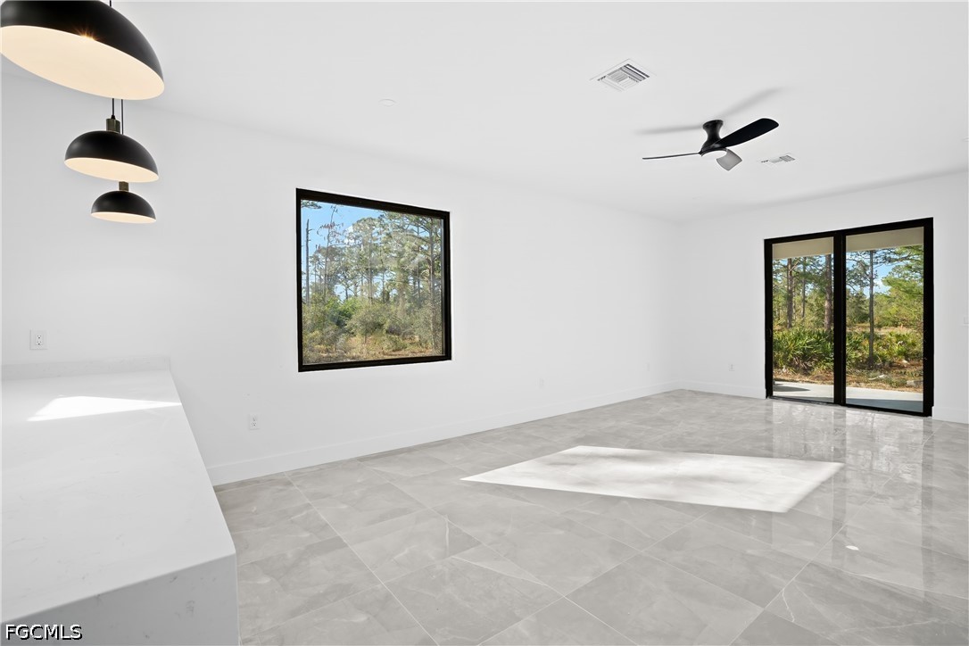 3 Bed SingleFamilyResidence for Sale in Lehigh Acres, photo 18