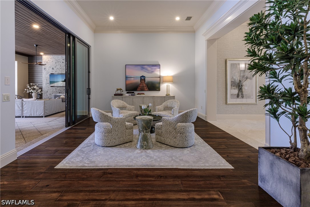 3 Bed Pool Home for Sale in Cabreo, photo 18