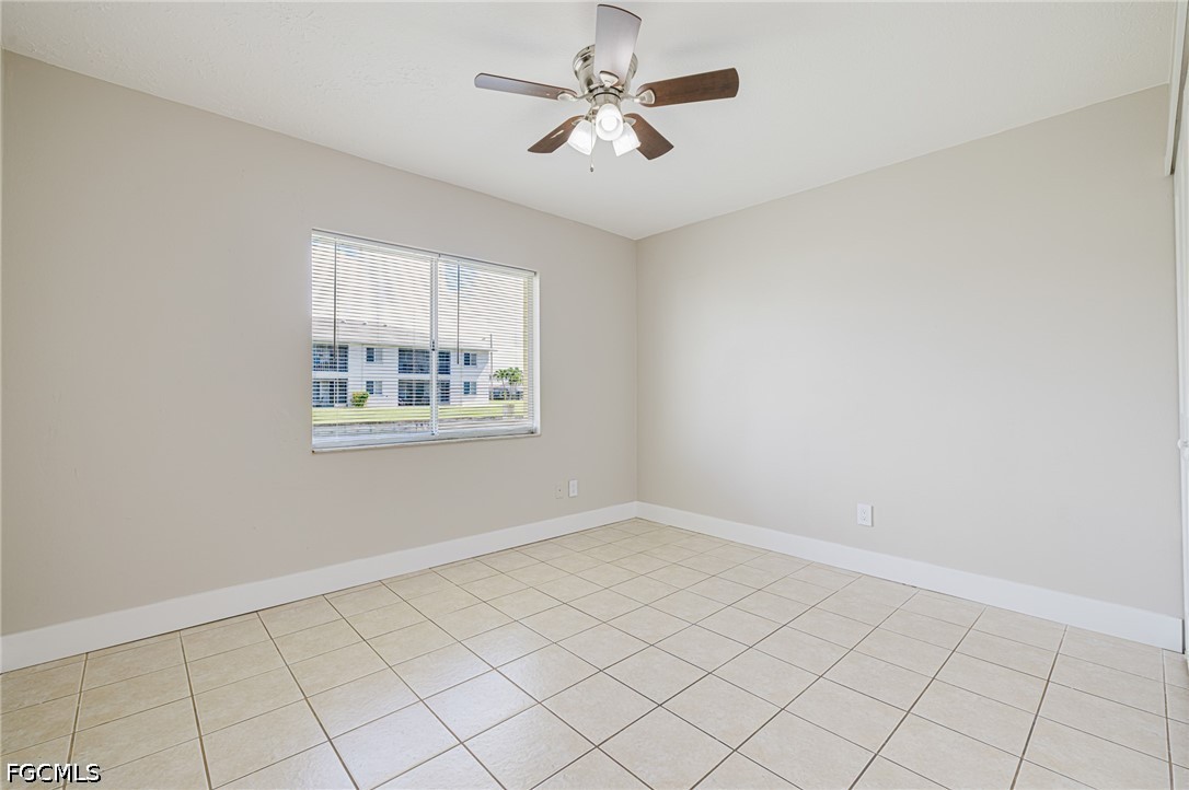 2 Bed Waterfront Home for Sale in Cape Coral, photo 18