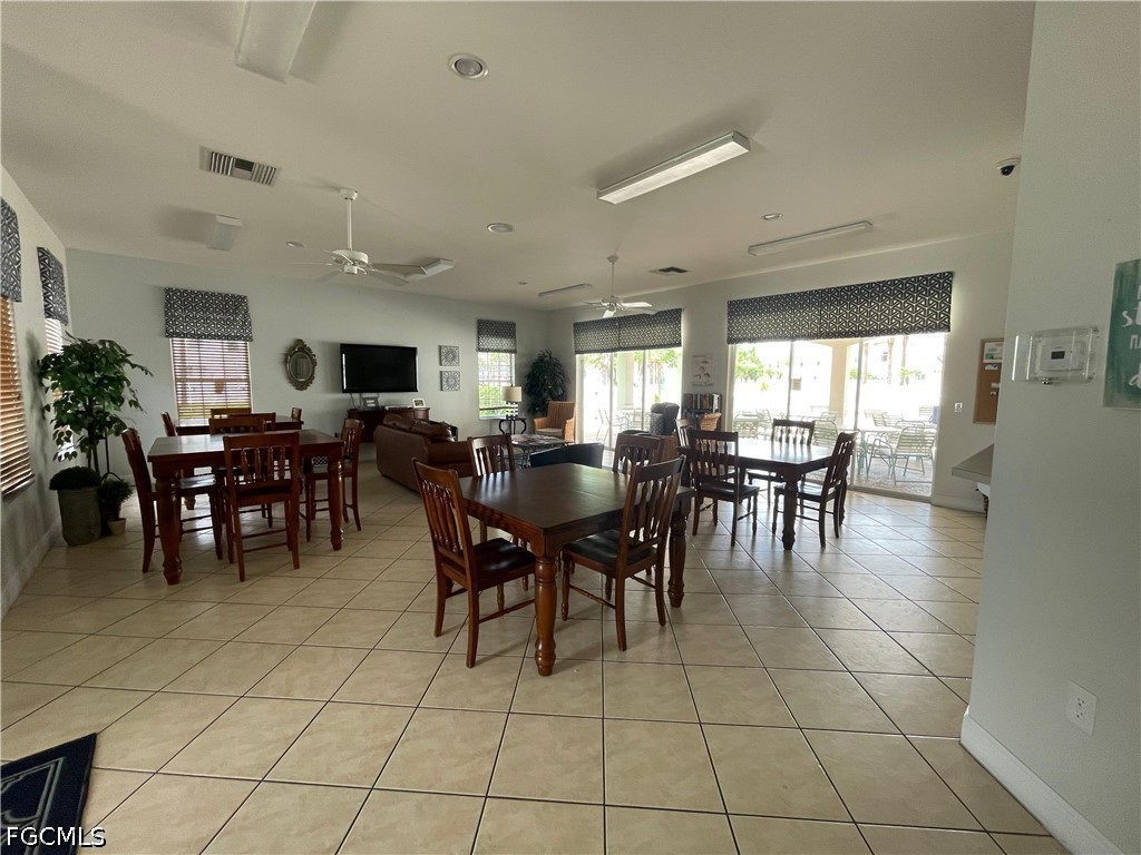 2 Bed Townhouse for Sale in Fort Myers, photo 18