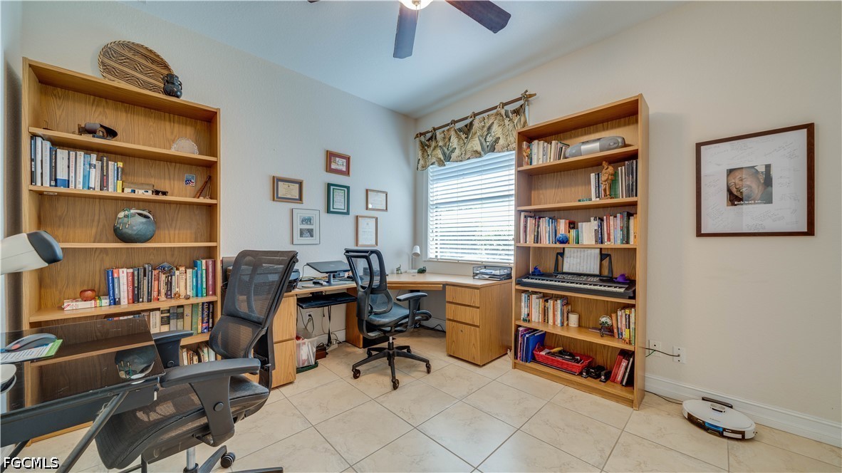3 Bed SingleFamilyResidence for Sale in Cape Coral, photo 18