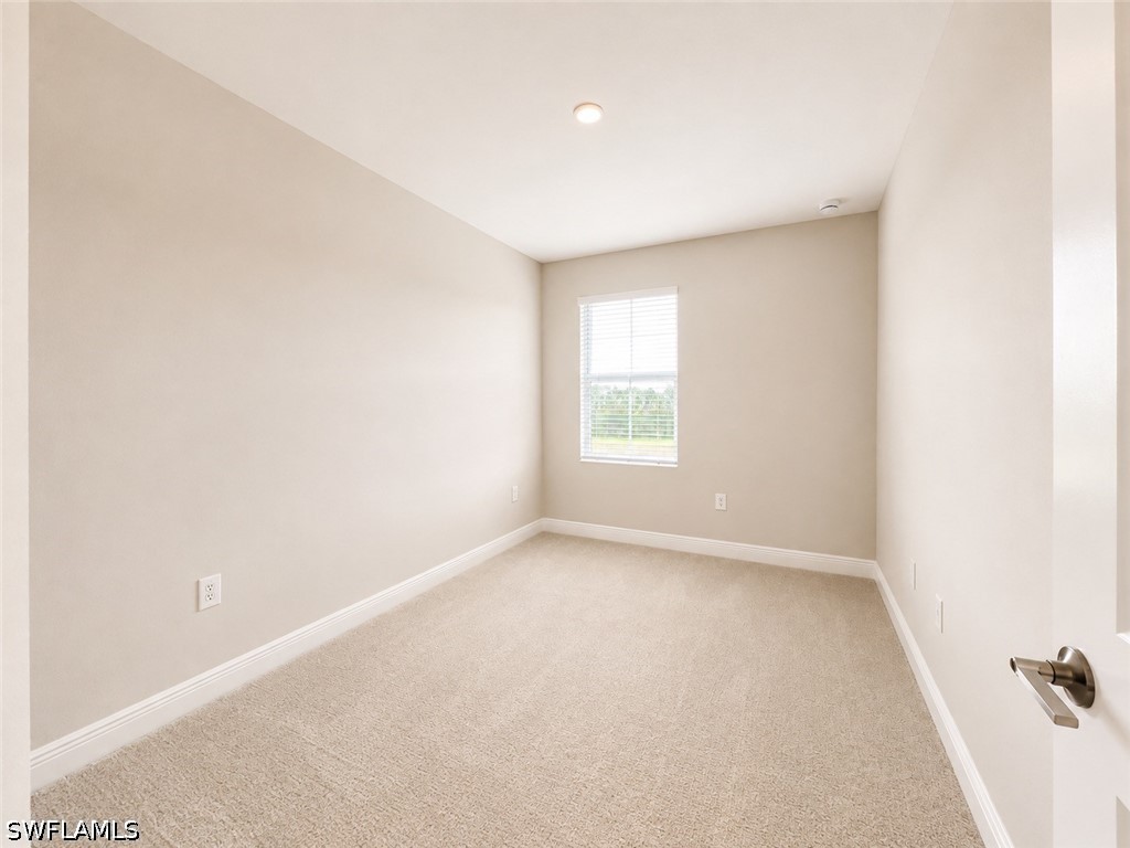 3 Bed Waterfront Home for Sale in Skysail, photo 18