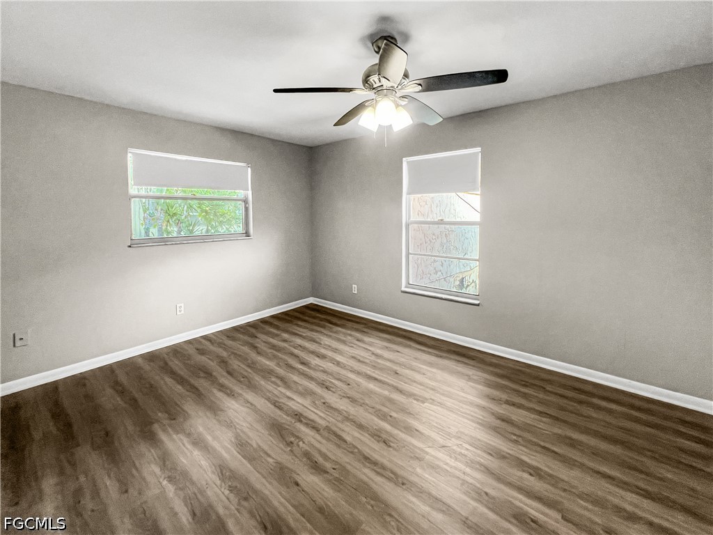 2 Bed Waterfront Home for Sale in Cape Coral, photo 18