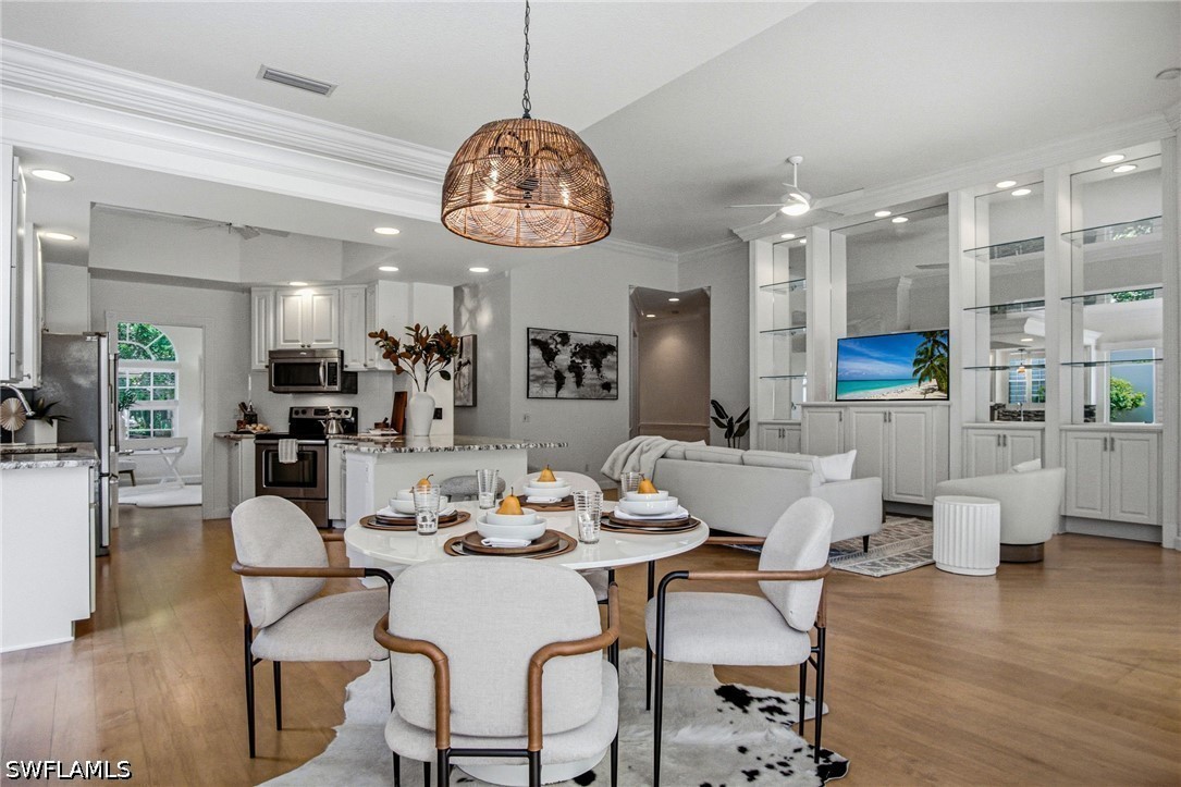 3 Bed Pool Home for Sale in Island Walk, photo 18