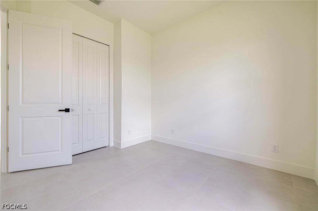 3 Bed SingleFamilyResidence for Sale in Lehigh Acres, photo 18