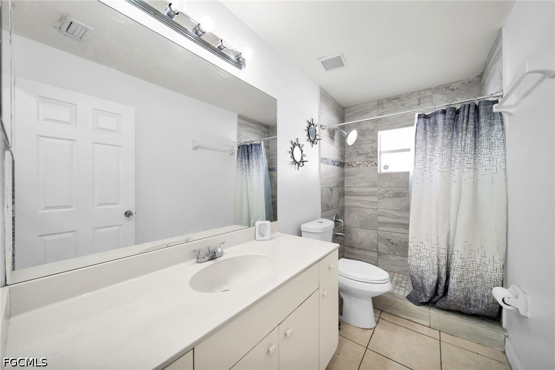 3 Bed SingleFamilyResidence for Sale in Lehigh Acres, photo 18