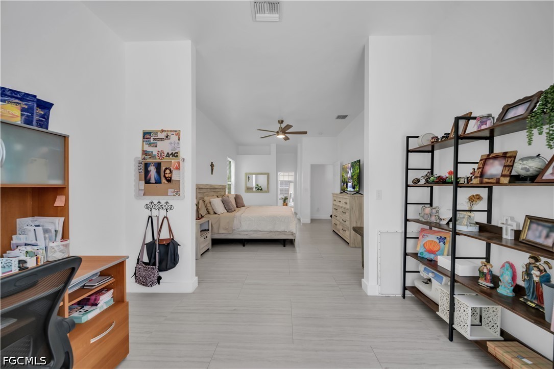4 Bed SingleFamilyResidence for Sale in Gateway, photo 18