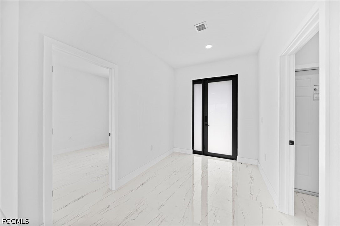 3 Bed SingleFamilyResidence for Sale in Lehigh Acres, photo 18