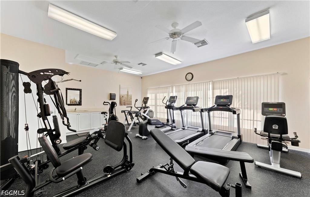 2 Bed Condominium for Sale in Fort Myers, photo 18